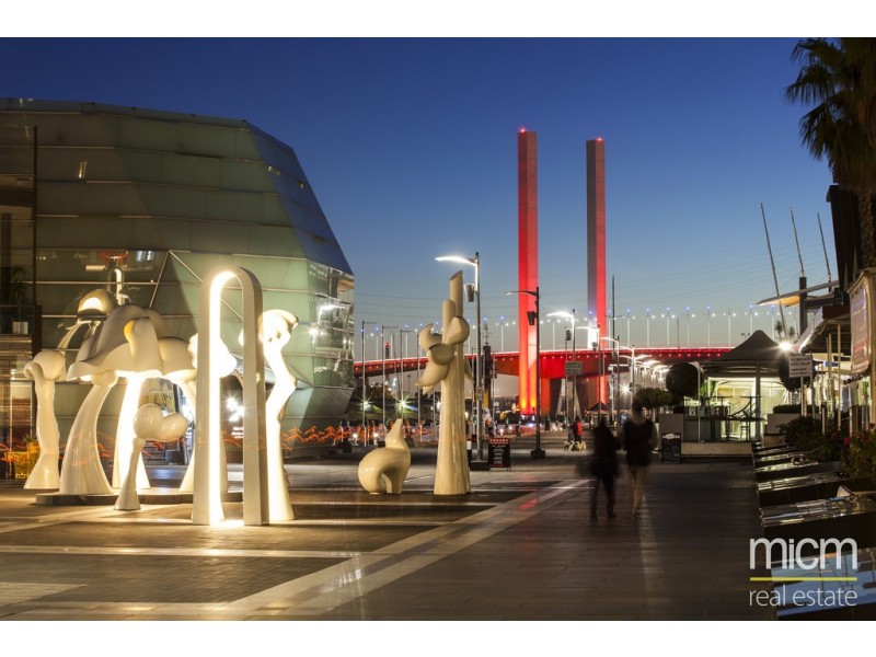 511/100 Harbour Esplanade, Docklands VIC 3008