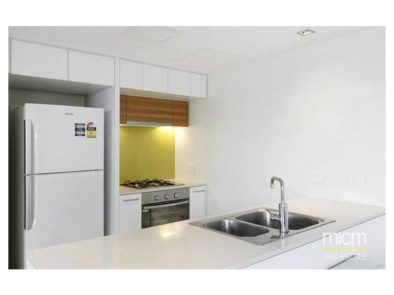 1407/100 Harbour Esplanade, Docklands VIC 3008