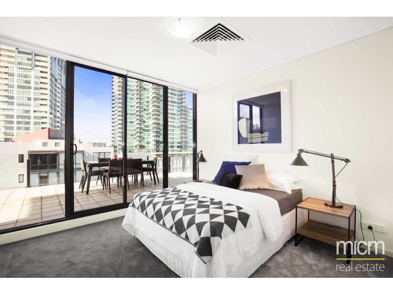 1211/38 Bank Street, South Melbourne VIC 3205