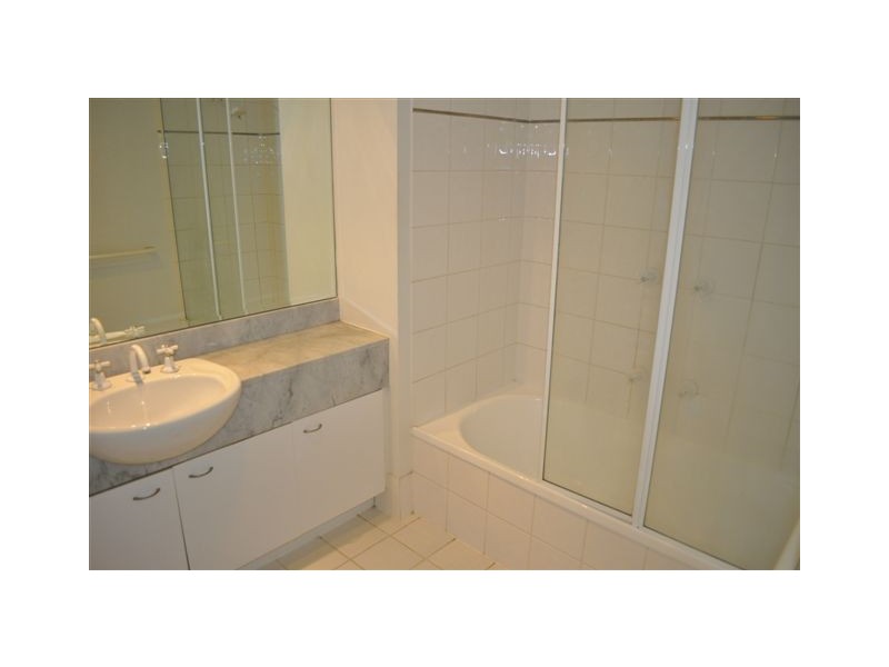 REF 23075/418 St Kilda Road, Melbourne VIC 3004