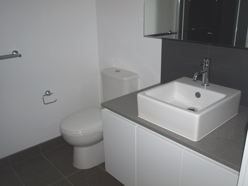 2016/8 Marmion Place, Docklands VIC 3008