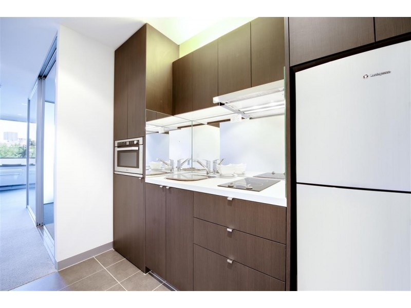 REF 23074/53 Batman Street, West Melbourne VIC 3003