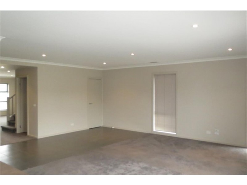 11 Bliss Street, Point Cook VIC 3030