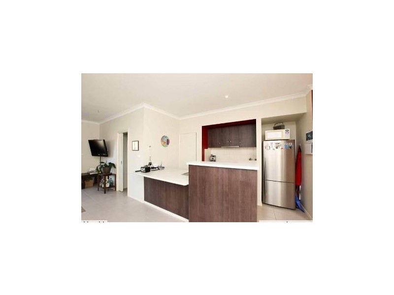 8 East Cornhill Drive, Point Cook VIC 3030