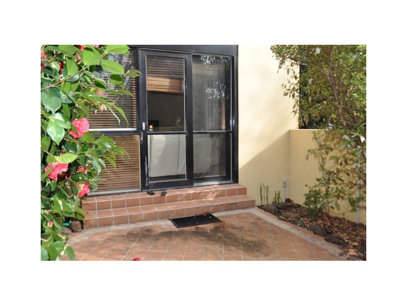 1a/103 Walpole Street, Kew VIC 3101