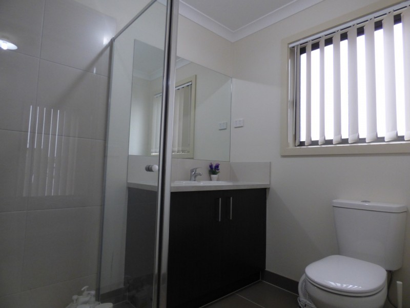 2 Gillian Place, Point Cook VIC 3030