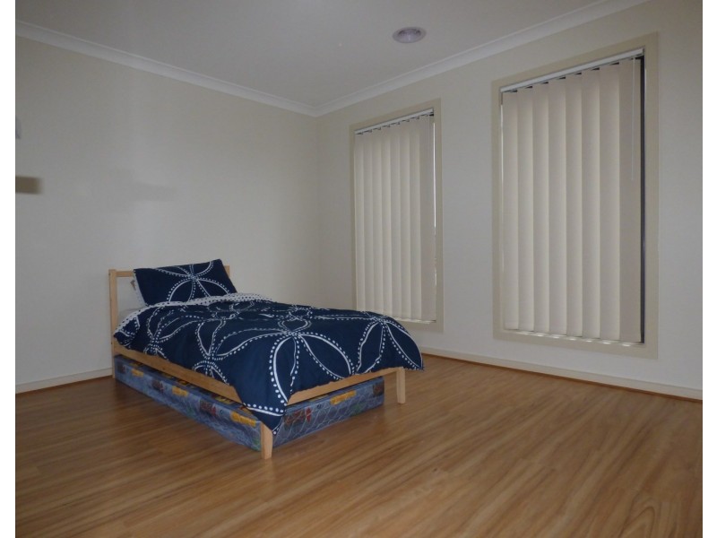 2 Gillian Place, Point Cook VIC 3030