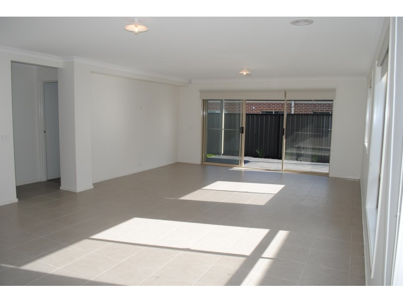 22 Elegante Road, Point Cook VIC 3030