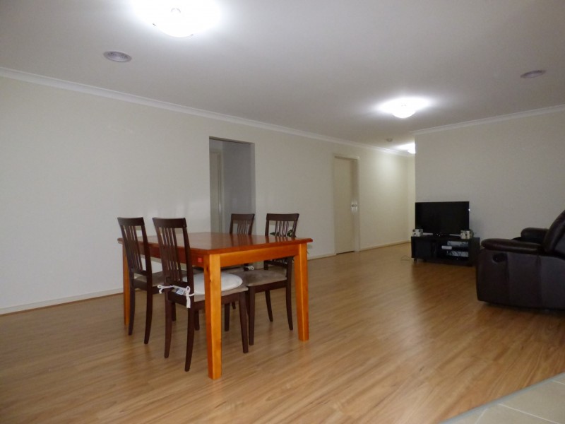 2 Gillian Place, Point Cook VIC 3030