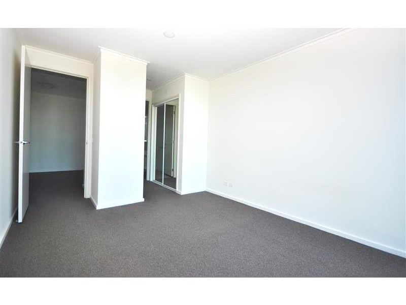 REF 23099/180 City Road, Southbank VIC 3006