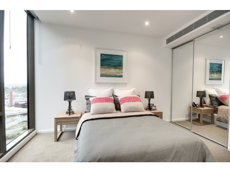 REF 23097/118 Kavanagh Street, Southbank VIC 3006