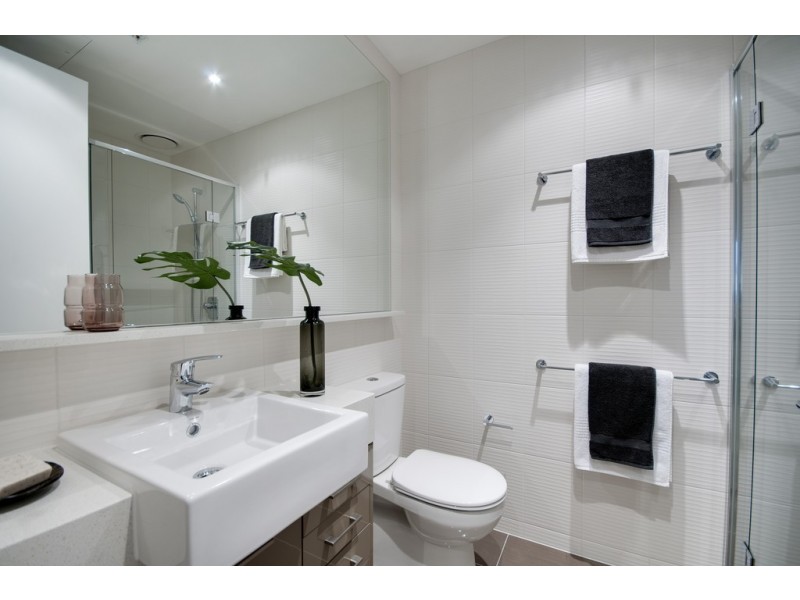 REF 23097/118 Kavanagh Street, Southbank VIC 3006