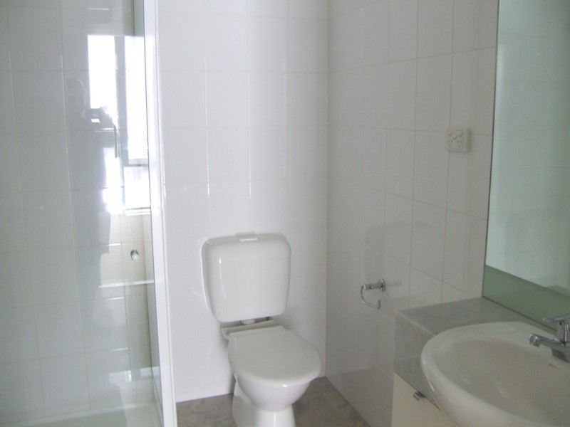 REF 23104/173 City Road, Southbank VIC 3006