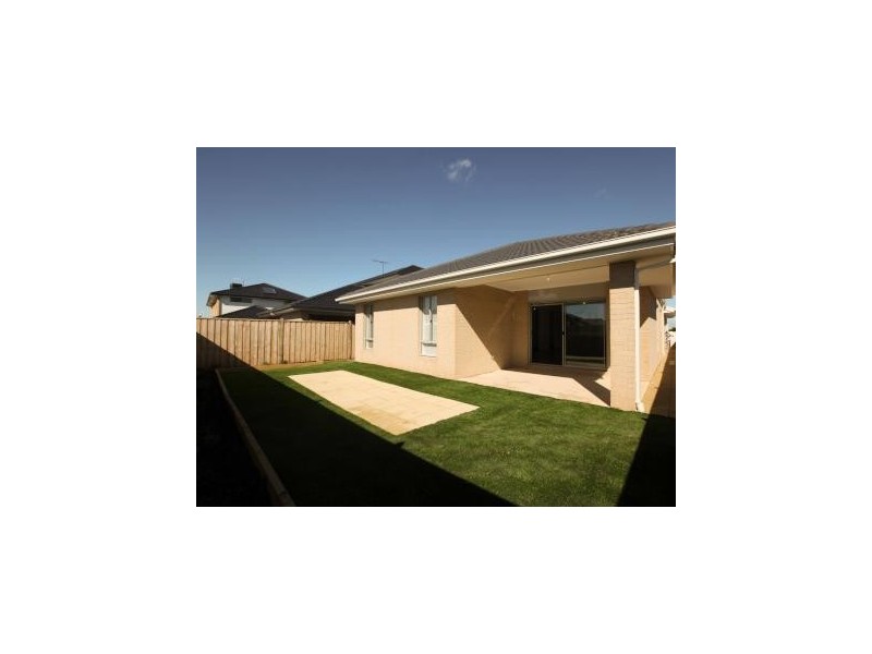 6 Destination Point, Point Cook VIC 3030