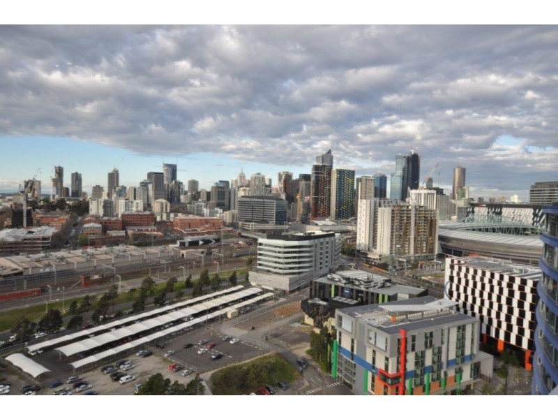 2202/231 Harbour Esplanade, Docklands VIC 3008