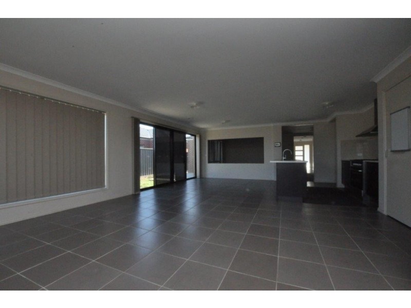 21 Bliss Street, Point Cook VIC 3030