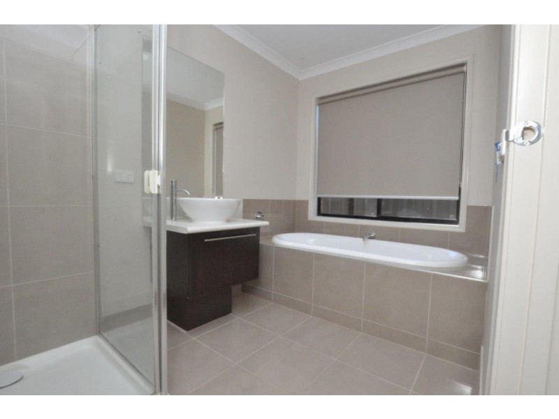 21 Bliss Street, Point Cook VIC 3030