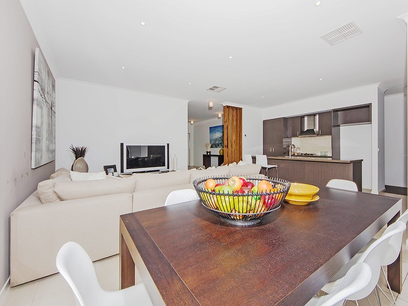 41 Shiraz Crescent, Point Cook VIC 3030