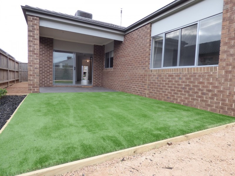 41 Shiraz Crescent, Point Cook VIC 3030