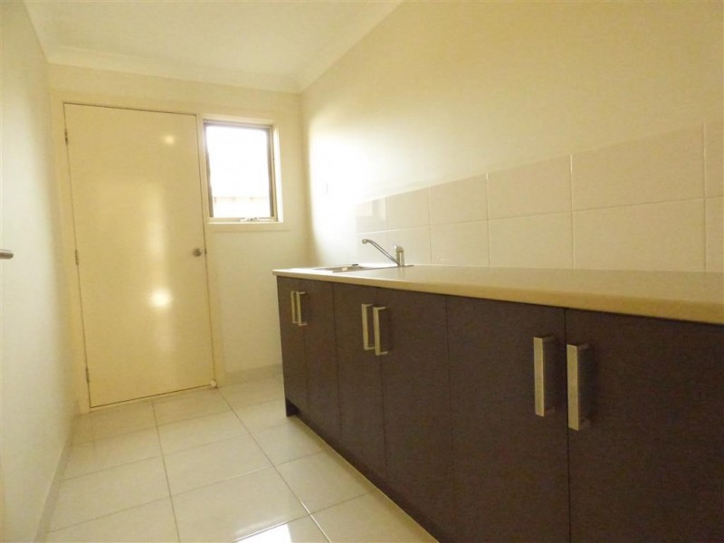 13 Bribie Way, Point Cook VIC 3030