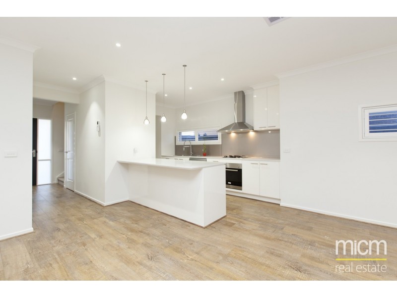 34 Knight Avenue, Point Cook VIC 3030