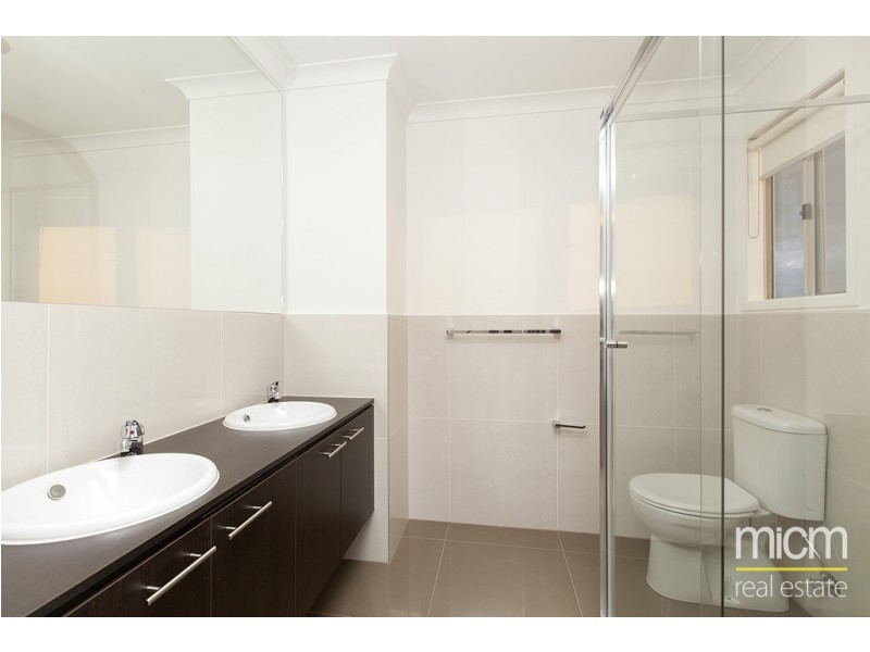 34 Knight Avenue, Point Cook VIC 3030