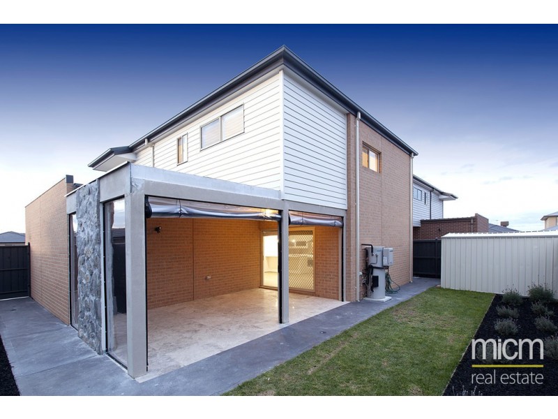 34 Knight Avenue, Point Cook VIC 3030