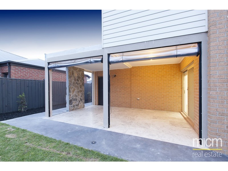 34 Knight Avenue, Point Cook VIC 3030