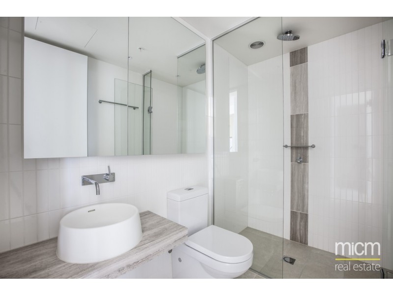 2702/118 A’Beckett Street, Melbourne VIC 3000