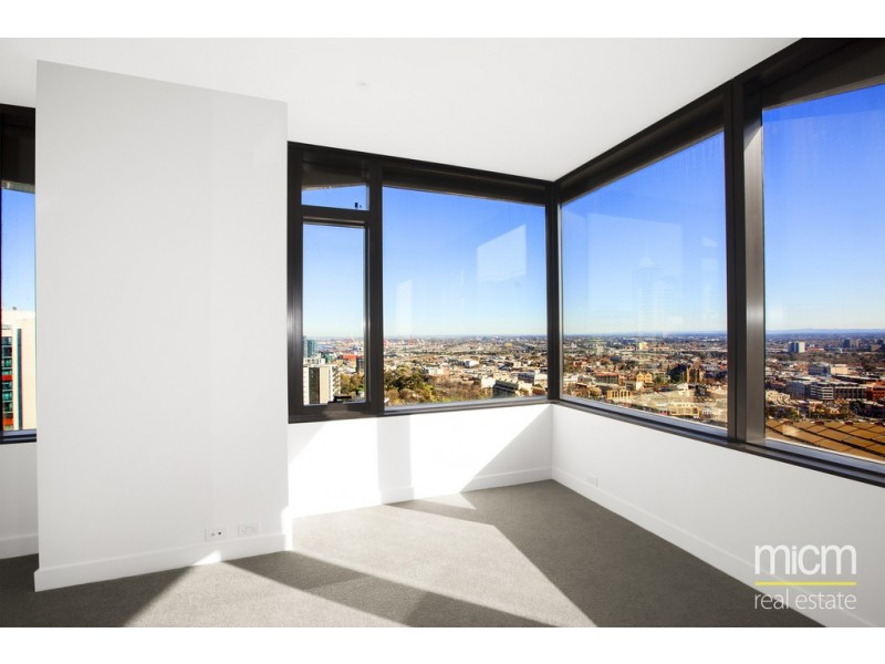 2702/118 A’Beckett Street, Melbourne VIC 3000