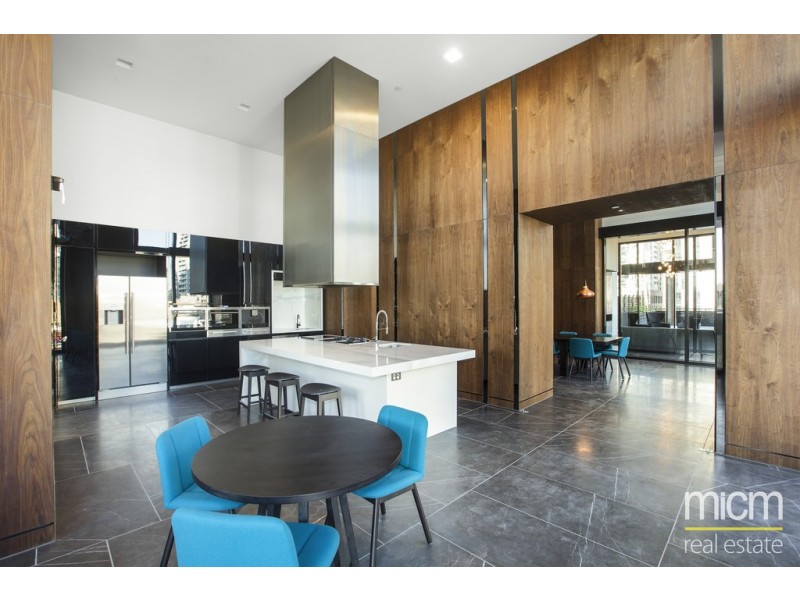 2702/118 A’Beckett Street, Melbourne VIC 3000