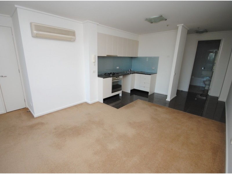 REF 23135/173 City Road, Southbank VIC 3006