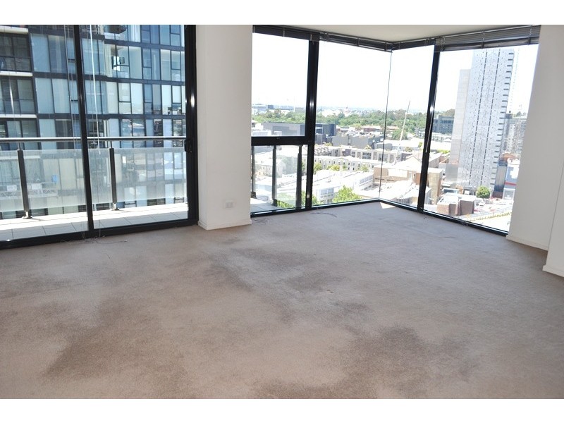 REF 23152/100 Kavanagh Street, Southbank VIC 3006