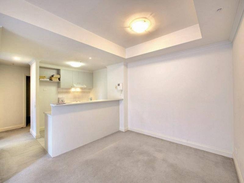 REF 23174/33 La Trobe Street, Melbourne VIC 3000