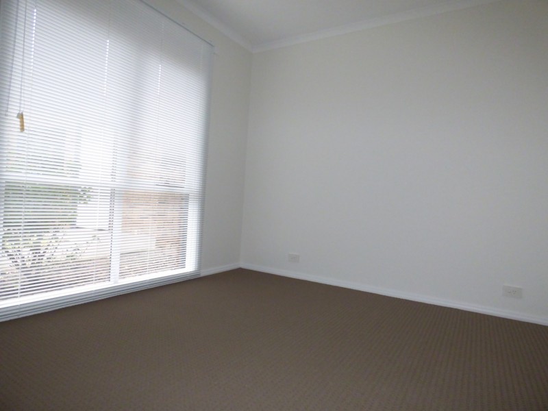 9/23-25 Finch Road, Werribee South VIC 3030