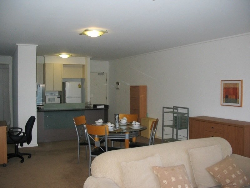 REF 23189/183 City Road, Southbank VIC 3006