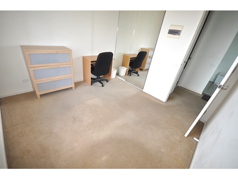 REF 23191/83 Whiteman Street, Southbank VIC 3006