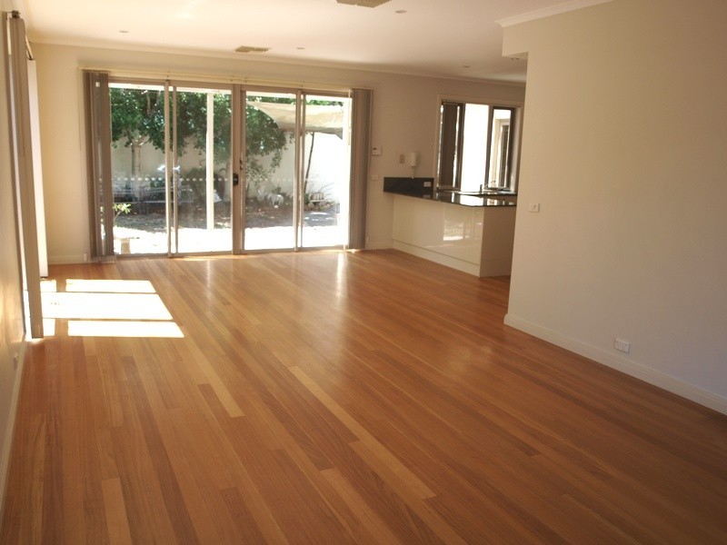 132 Beach Street, Port Melbourne VIC 3207