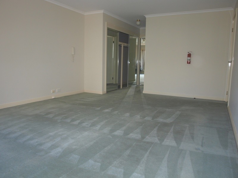 132 Beach Street, Port Melbourne VIC 3207