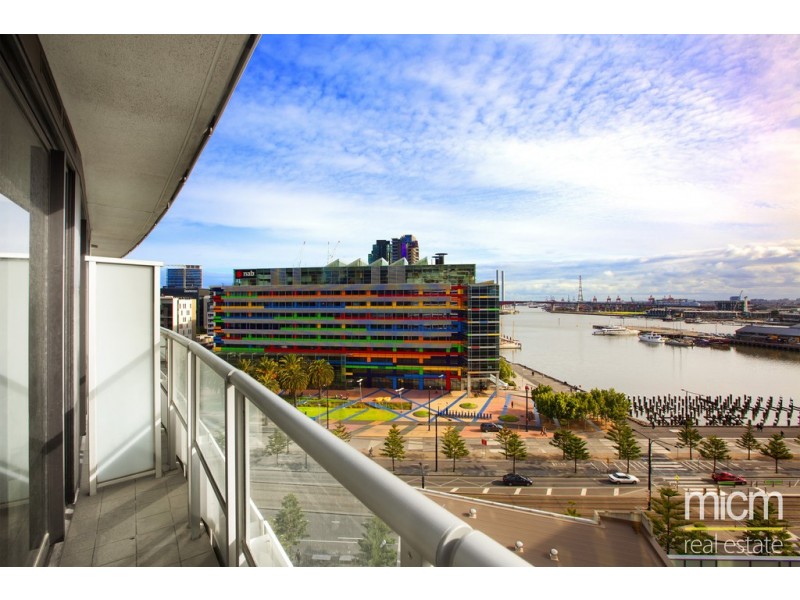 1010/100 Harbour Esplanade, Docklands VIC 3008