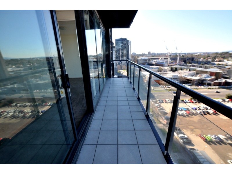 REF 23196/100 Kavanagh Street, Southbank VIC 3006