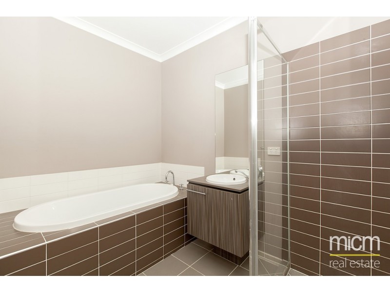 6 Spirit Avenue, Point Cook VIC 3030