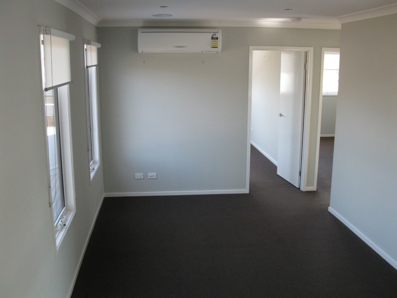 44 Alamanda Boulevard, Point Cook VIC 3030