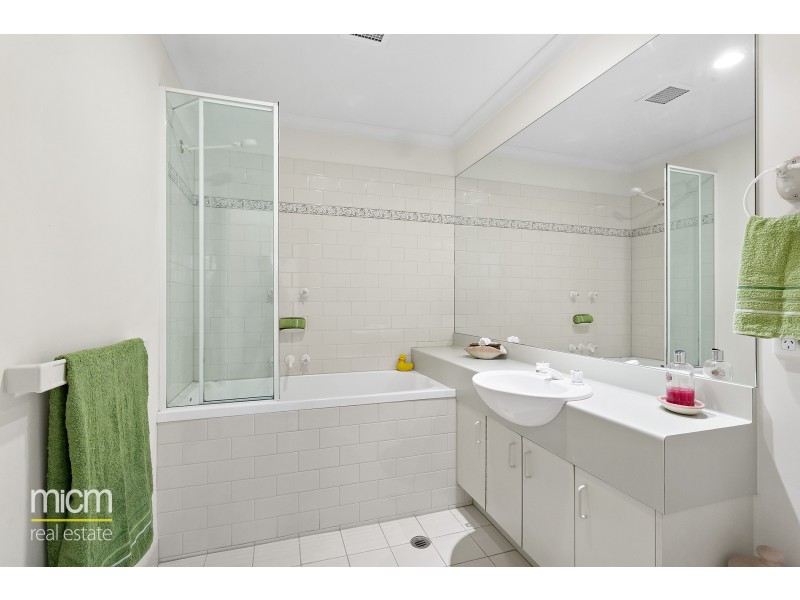 908/102 Wells Street, Southbank VIC 3006