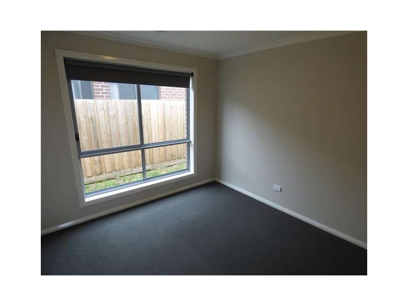 7 Treeleaf Avenue, Point Cook VIC 3030