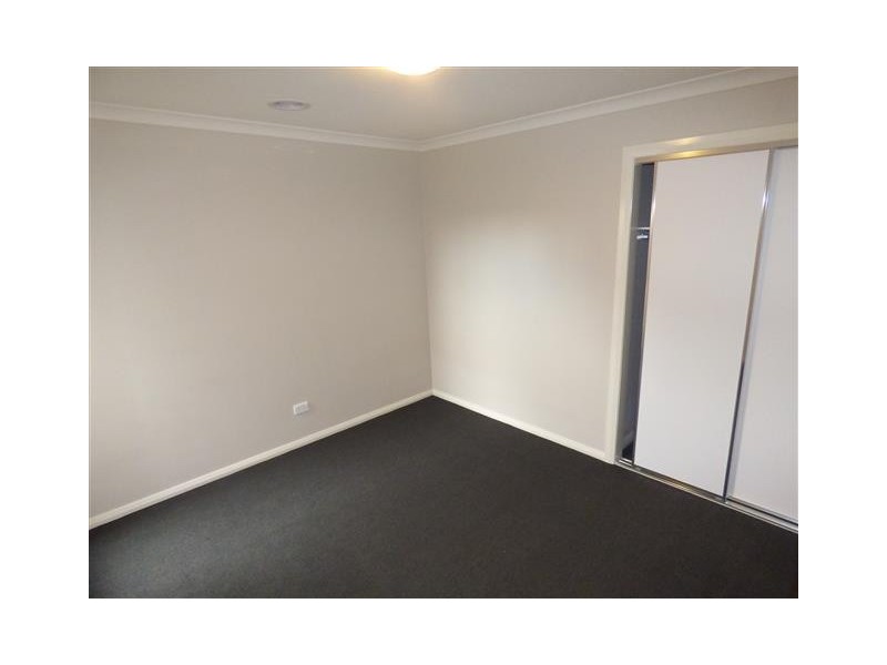 7 Treeleaf Avenue, Point Cook VIC 3030