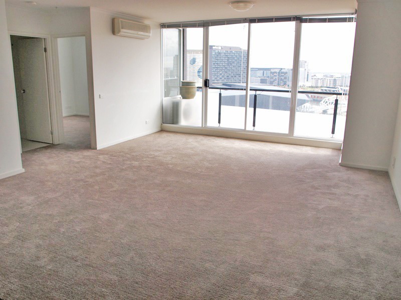 167/79 Whiteman Street, Southbank VIC 3006