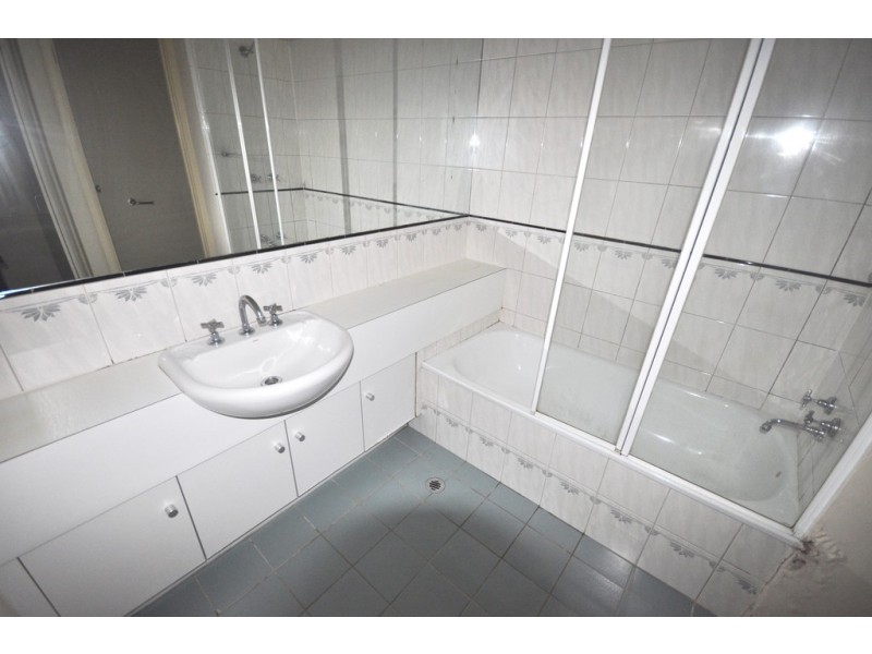 REF 23220/28 Jeffcott Street, West Melbourne VIC 3003