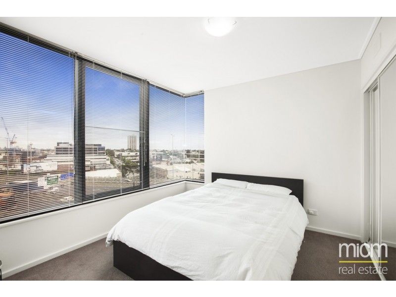 97/99 Whiteman Street, Southbank VIC 3006