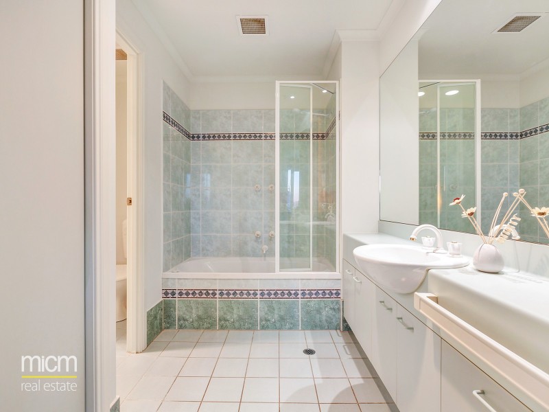 1909/83 Queensbridge Street, Southbank VIC 3006